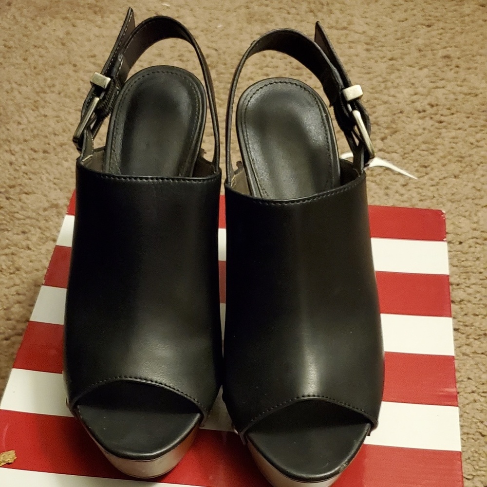 Wedge sandals - Picture 2 of 4